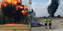 Aereo precipita nell’aeroporto della capitale: terrificante, è esploso tutto