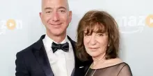 “Addio! È tutto merito suo”, terribile lutto per Jeff Bezos