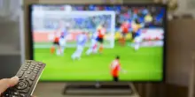 Calcio in tv, tutti i trucchi per risparmiare e non perdere partite (stando nella legalità)