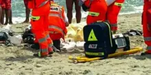 Orrore in Italia, neonata di 16 giorni ustionata in spiaggia: “Non apriva gli occhi”