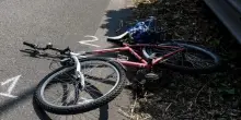 “Impatto violentissimo!”. Donna cade dalla bici, tragedia in Italia