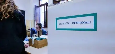 Elezioni regionali, per l’Antimafia 8 candidati sono impresentabili. Sia a destra sia a sinistra: chi sono