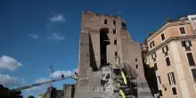 Dalla gloria medievale al cantiere mortale: la lunga caduta della Torre dei Conti