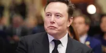 Musk incassa il premio record e Tesla scommette sul suo potere totale