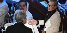 Addio Beppe, il giorno in cui sfidò (a colpi di bacchetta) Baglioni sul palco di Sanremo
