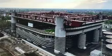 San Siro, arriva la storica firma ma la procura indaga: cosa succede