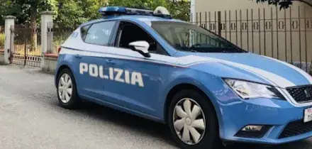 Adescato sui social, attirato in un parco e pestato fino a svenire: 17enne rapinato a Milano da un gruppo di 6 ragazzi, tutti arrestati