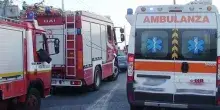 Schianto sulla Statale, due morti: traffico chiuso e indagini in corso