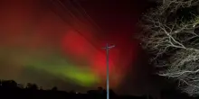 Aurora boreale in Italia, spettacolo mozzafiato: ancora in tempo vederla! Le foto di questa notte