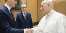 Una coppia gay incontra Papa Francesco: &ldquo;Ci siamo sentiti accolti&rdquo;. Momento storico