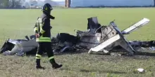 Italia, terribile schianto aereo subito dopo il decollo. È tragedia