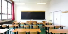 “Milioni di studenti a casa”. Scuola nel caos, lezioni a rischio in tutta Italia. Cosa succede