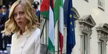 Meloni riceve Abu Mazen: a Palazzo Chigi spunta la bandiera della Palestina