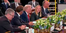 Il fuori onda di Giorgia Meloni con Donald Trump: “Io non voglio mai parlare con la stampa italiana” | VIDEO