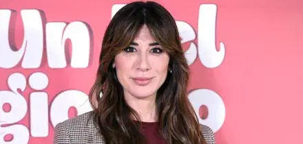 Sanremo 2026, l&rsquo;abito di Virginia Raffaele ospite (terza serata) al Festival: look e stilista