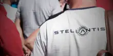 &ldquo;Pubblicit&agrave; ingannevole contro Stellantis&rdquo;: ordinato lo stop della campagna di Byd