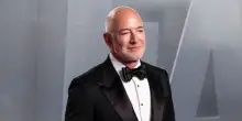 Jeff Bezos vuole creare un fondo per comprare aziende manifatturiere e farci lavorare i robot