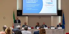 I libri di testo primo strumento utilizzato per lo sviluppo delle lezioni in aula e a casa secondo i docenti italiani