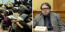 Flottilla, il racconto choc del deputato Carotenuto: &ldquo;Gli israeliani ci hanno picchiato, alcuni hanno subito violenza sessuale&rdquo;