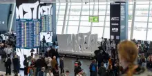 Arte a Fiumicino: l&rsquo;aeroporto romano ospita il &ldquo;Muro Bianco&rdquo; di Consagra