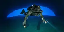 Il soccorritore finlandese sui sub italiani morti alle Maldive: &ldquo;Entrare in quella grotta &egrave; stata una cattiva idea, i corpi erano tra gli squali&rdquo;