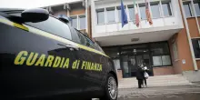 Sequestrati migliaia di motorini elettrici venduti come e-bike