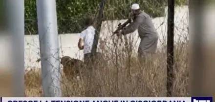 Cisgiordania, per Tg1 e Tg2 i coloni israeliani sono &ldquo;escursionisti attaccati dai palestinesi&rdquo;