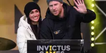 Media: Harry e la moglie Meghan torneranno questo mese a vivere in Gran Bretagna
