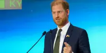 Batosta per Harry e altri vip: devono pagare 11 milioni per la causa persa contro il Mail