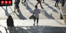 Questo modello di vita ci ha resi soli. Ma &egrave; ancora possibile vivere in modo diverso