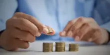 L&rsquo;economia sommersa in Italia vale quasi 200 miliardi di euro. Ecco quanto pesa sul debito pubblico