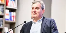 Mario Calabresi verso la candidatura a sindaco di Milano, il giornalista lascia Chora Media: &ldquo;Percorrer&ograve; una strada nuova&rdquo;