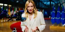 Giorgia Meloni: &ldquo;Non &egrave; vero che a Palazzo Chigi manca la carta igienica&rdquo;