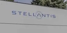 Stellantis torna in utile, confermata guidance 2026
