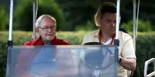 Buffett, come cambia l&rsquo;eredit&agrave; dopo il caso Epstein-Gates