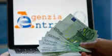 Agenzia delle Entrate in vacanza. Quali atti e accertamenti vengono sospesi ad agosto
