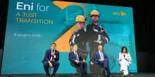 Sostenibilit&agrave;, Eni rafforza il confronto con gli stakeholder: i numeri del report &ldquo;A Just Transition&rdquo; presentati al Gazometro