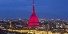 ESEO Italia: a Torino illuminata di magenta la Mole Antonelliana