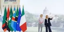 Meloni presiede con von der Leyen vertice per l’Africa: 1,2 mld di investimenti