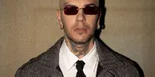 Nuovi ospiti per Emis Killa che torna live con EM16!