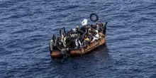 Naufragio di migranti al largo di Lampedusa, almeno 20 i morti