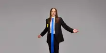 Tommy Cash torna con “OK” il nuovo singolo in italiano