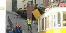 Funicolare deragliata a Lisbona, sono 17 i morti