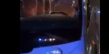 Assalto contro il bus dei tifosi del basket Pistoia, primi fermi per l’omicidio dell’autista