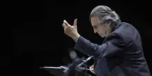 Riccardo Muti: «Credo nell’Europa culturale, più importante di euro e Ue. Sul riarmo si ascolti il Papa»