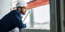 Giovane, maschio e italiano, difficile trovare lavoro.