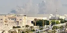 Israele bombarda i colloqui a Doha: «Uccisi sei miliziani». Hamas nega