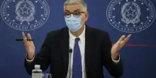 Gli esperti litigano sui vaccini poi scaricano su di noi. «C’è il consenso informato...»