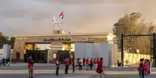 Ultimatum sugli ostaggi morti. La tregua di Gaza già scricchiola