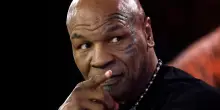 Iron Mike, l'ultima sfida: sale sul ring conMayweather Jr e si prepara ad un incasso record
